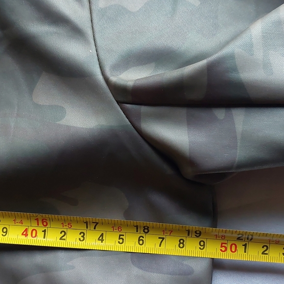 Sold! MI AMI camo with gold sheen rain jacket, S - Picture 6 of 11